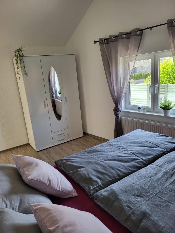 Ferienhaus Budenheim ภายนอก รูปภาพ