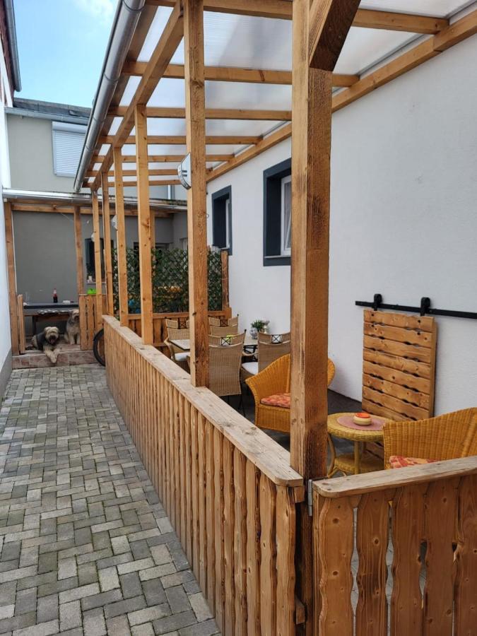 Ferienhaus Budenheim ภายนอก รูปภาพ